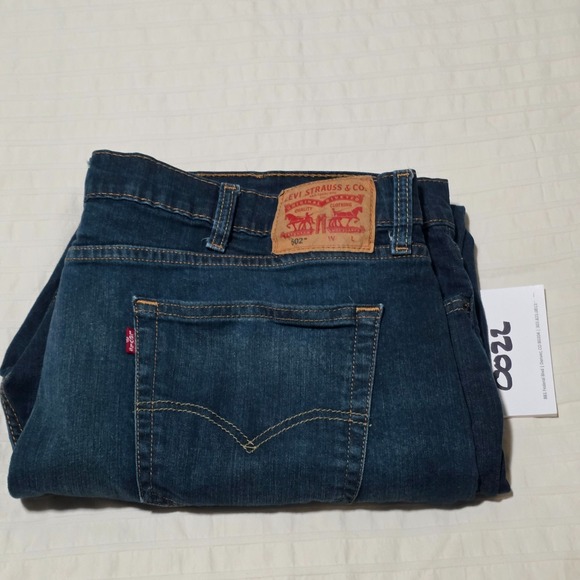 Levi's 502 Taper Fit Men's Jeans 44x30 Dark Wash Blue Denim Pants - Picture 8 of 8